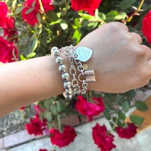 Meet your Posher, Jaja